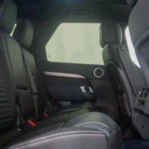 Land Rover Discovery DYNM SE 3.0D I6 250HP AWD A8