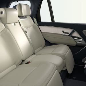 Land Rover Range Rover 3.0 Litre Petrol PHEV AWD LWB Auto