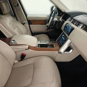 Land Rover Range Rover AUTOBIOGRAPHY 2.0T PHEV 404HP 4WD A8 LWB