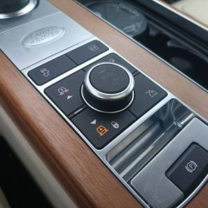 Land Rover Range Rover AUTOBIOGRAPHY 2.0T PHEV 404HP 4WD A8 LWB