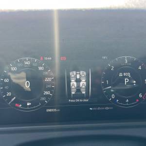 Land Rover Range Rover Velar SE 3.0D V6 300HP 4WD A8