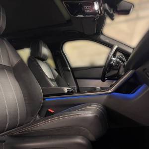 Land Rover Range Rover Velar R-DYN S 3.0 V6 300 4WD A8