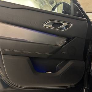 Land Rover Range Rover Velar R-DYN S 3.0 V6 300 4WD A8