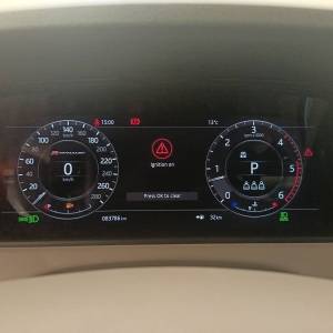 Land Rover Range Rover Velar SE 3.0D V6 R-DYNAMIC