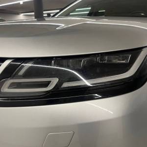 Land Rover Range Rover Velar SE 3.0D V6 300HP 4WD A8