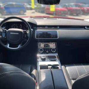 Land Rover Range Rover Velar SE 3.0D V6 300HP 4WD A8