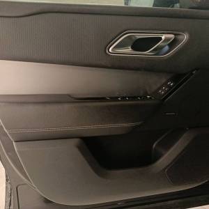 Land Rover Range Rover Velar S 2.0 240 4WD A8 R-DYNM