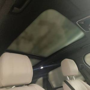 Land Rover Range Rover Velar SE 3.0D V6 R-DYNAMIC