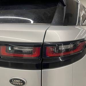 Land Rover Range Rover Velar SE 3.0D V6 300HP 4WD A8