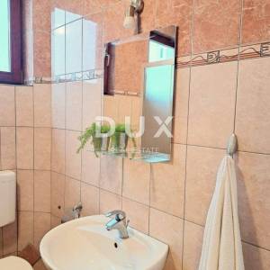 LIKA, PLITVIČKA JEZERA - Renovirana kuća s bazenom u prirodi