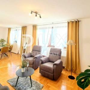 LIKA, PLITVIČKA JEZERA - Renovirana kuća s bazenom u prirodi