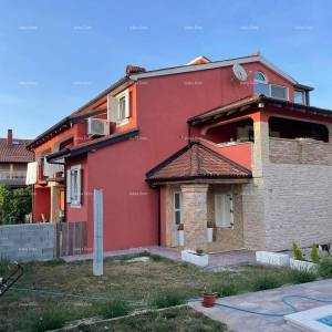 Ližnjan – Apartmanska kuća s bazenom, 460 m².