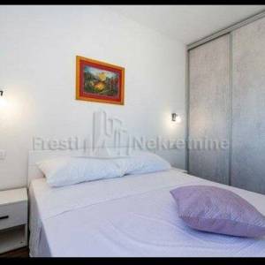 LJUBAČ-PREKRASNA NOVA KUĆA-POGLED NA MORE!