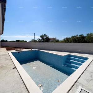 Loborika, nova samostojeća kuća.