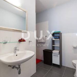 LOVRAN, LIGANJ - Kuća s vrhunskom okućnicom i panoramskim pogledom na more