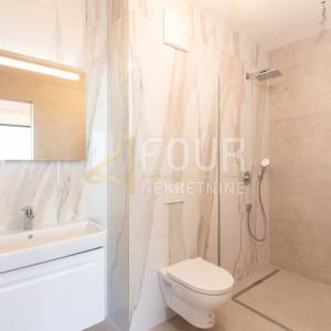 Lovran, novogradnja, 3s+db, 142.11m2, terasa, okućnica, pogled na more