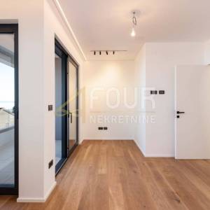 Lovran, novogradnja, 3s+db, 142.11m2, terasa, okućnica, pogled na more