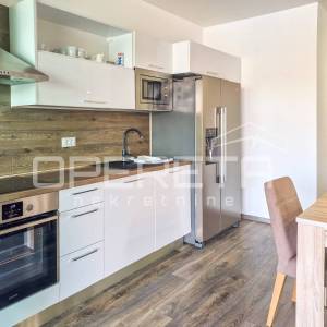 Luksuzan apartman na Korčuli s pogledom na more, 125,75 m2