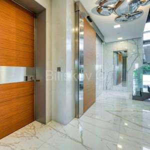 Luksuzan penthouse 440m2, garaža 80m2, lift, terasa