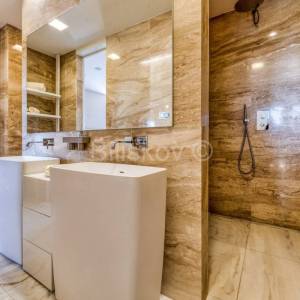 Luksuzan penthouse 440m2, garaža 80m2, lift, terasa