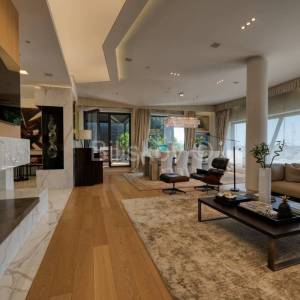 Luksuzan penthouse 440m2, garaža 80m2, lift, terasa