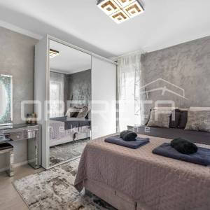 Luksuzna kuća s velikom okućnicom, Šibenik- Bilice