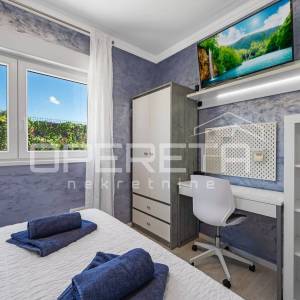 Luksuzna kuća s velikom okućnicom, Šibenik- Bilice