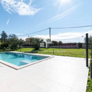 Luksuzna vila s bazenom u okolici Poreča 450m2