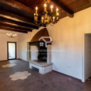 Luksuzna vila s bazenom u okolici Poreča 450m2