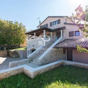 Luksuzna vila s bazenom u okolici Poreča 450m2