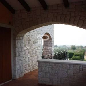 Luksuzna vila s bazenom u okolici Poreča s pogledom na more