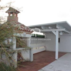 Luksuzna vila s bazenom u okolici Poreča s pogledom na more