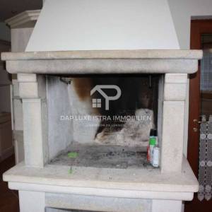 Luksuzna vila s bazenom u okolici Poreča s pogledom na more