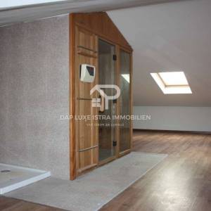 Luksuzna vila s bazenom u okolici Poreča s pogledom na more