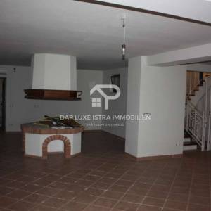 Luksuzna vila s bazenom u okolici Poreča s pogledom na more