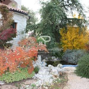 Luksuzna vila s bazenom u okolici Poreča s pogledom na more