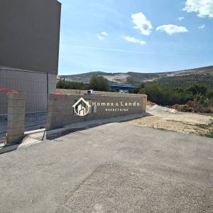 Luksuzna villa ,kompleno namještena s bazenom i panoramskim pogledom