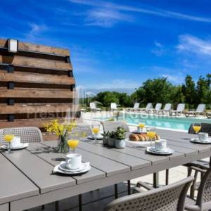 LUKSUZNA VILLA S 13 SOBA+BAZEN