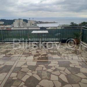 Makarska, centar, prodaja, dio kuće, 4 apartmana