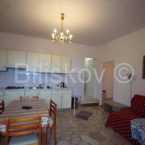 Makarska, centar, prodaja, dio kuće, 4 apartmana