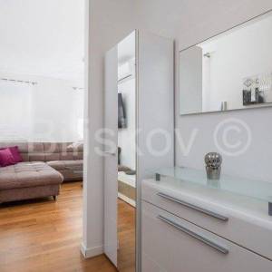 Makarska jednosoban stan 47,5 m2, parking 13,5 m2