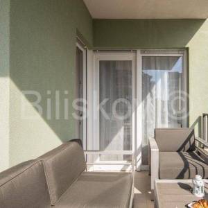 Makarska jednosoban stan 47,5 m2, parking 13,5 m2
