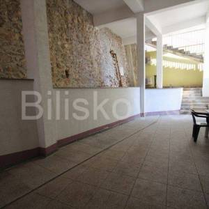 Makarska, kuća na 4 etaže, nekoliko stambenih jedinica