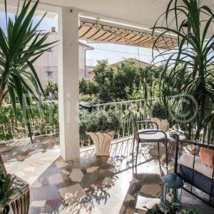 Makarska prodaja, kuća 9 stanova i projekt za 8 stanova