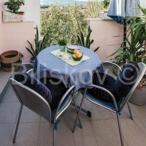 Makarska prodaja, kuća 9 stanova i projekt za 8 stanova