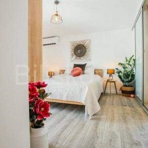 Makarska prodaja, kuća 9 stanova i projekt za 8 stanova