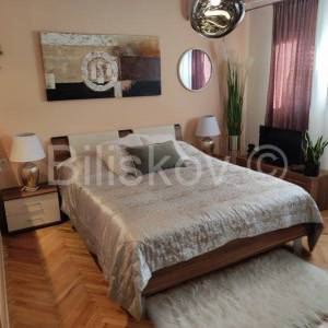 Makarska prodaja, kuća 9 stanova i projekt za 8 stanova