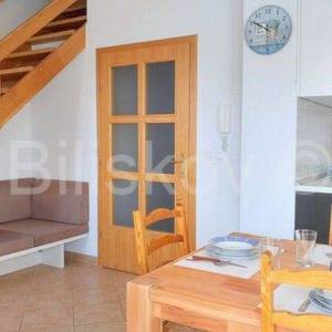 MAKARSKA-  trosoban stan 90 m2, park. mjesto i garaža