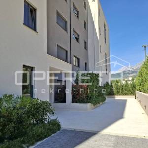 Makarska - useljivi stanovi - vrhunska arhitektura i materijali