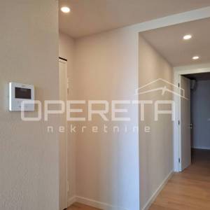 Makarska - useljivi stanovi - vrhunska arhitektura i materijali